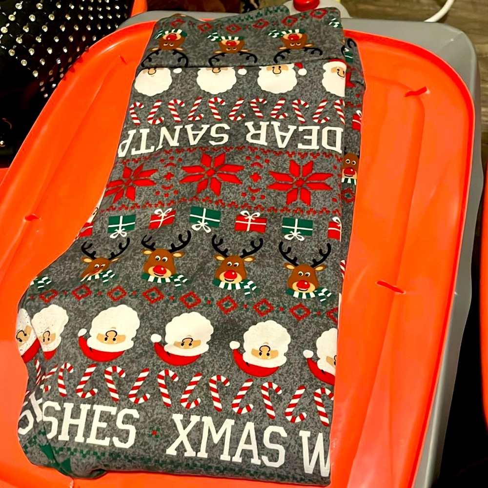 They are Christmas like I only wore it twice